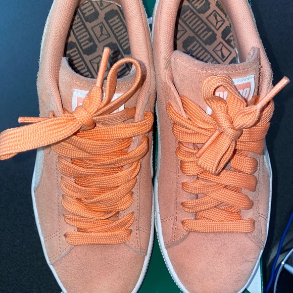 Puma Women’s Suede Classic - Picture 4 of 6